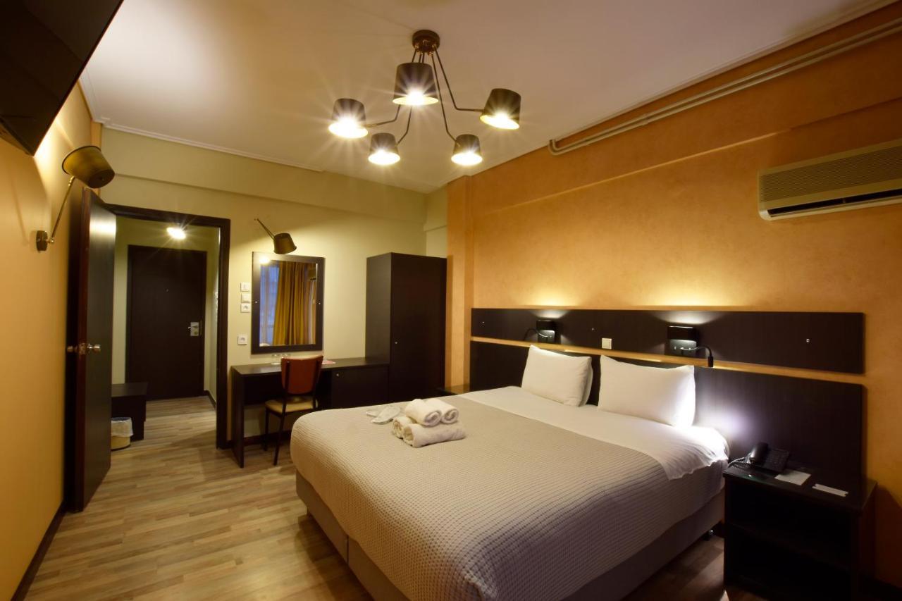 John'S Hotel Халкіда Екстер'єр фото