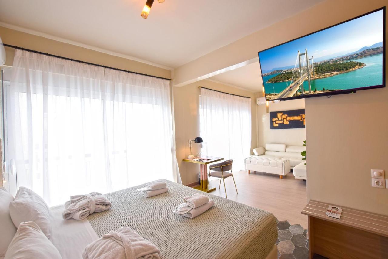 John'S Hotel Халкіда Екстер'єр фото